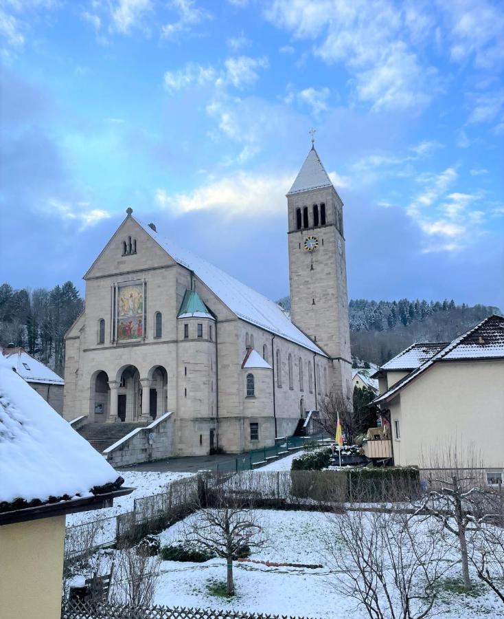 Alte Schule, Ferien- Und Monteurwohnung แกร์นสบาค ภายนอก รูปภาพ